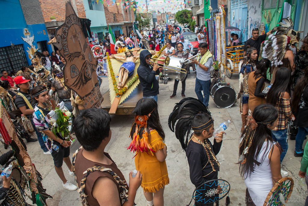 San Miguel de Allende: A Photography Adventure with Aztec Dancers