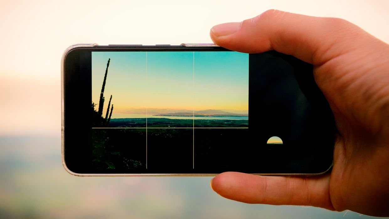 Smartphone Photography will eventually take over everything. Ok. maybe not everything. But smartphone photography offers many advantages. Here are 8 tips to help you up your smartphone photography game.